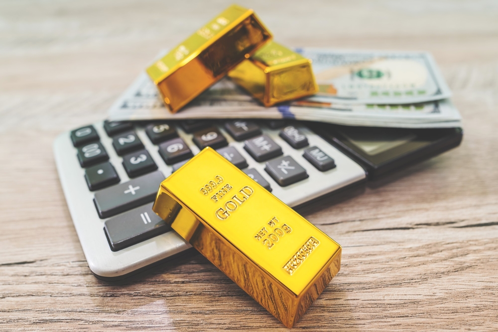 Cash for Gold vs. Pawn Shops