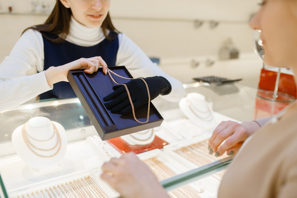 Understanding the Value of Your Jewelry Before Selling It 1 Understanding the Value of Your Jewelry Before Selling It